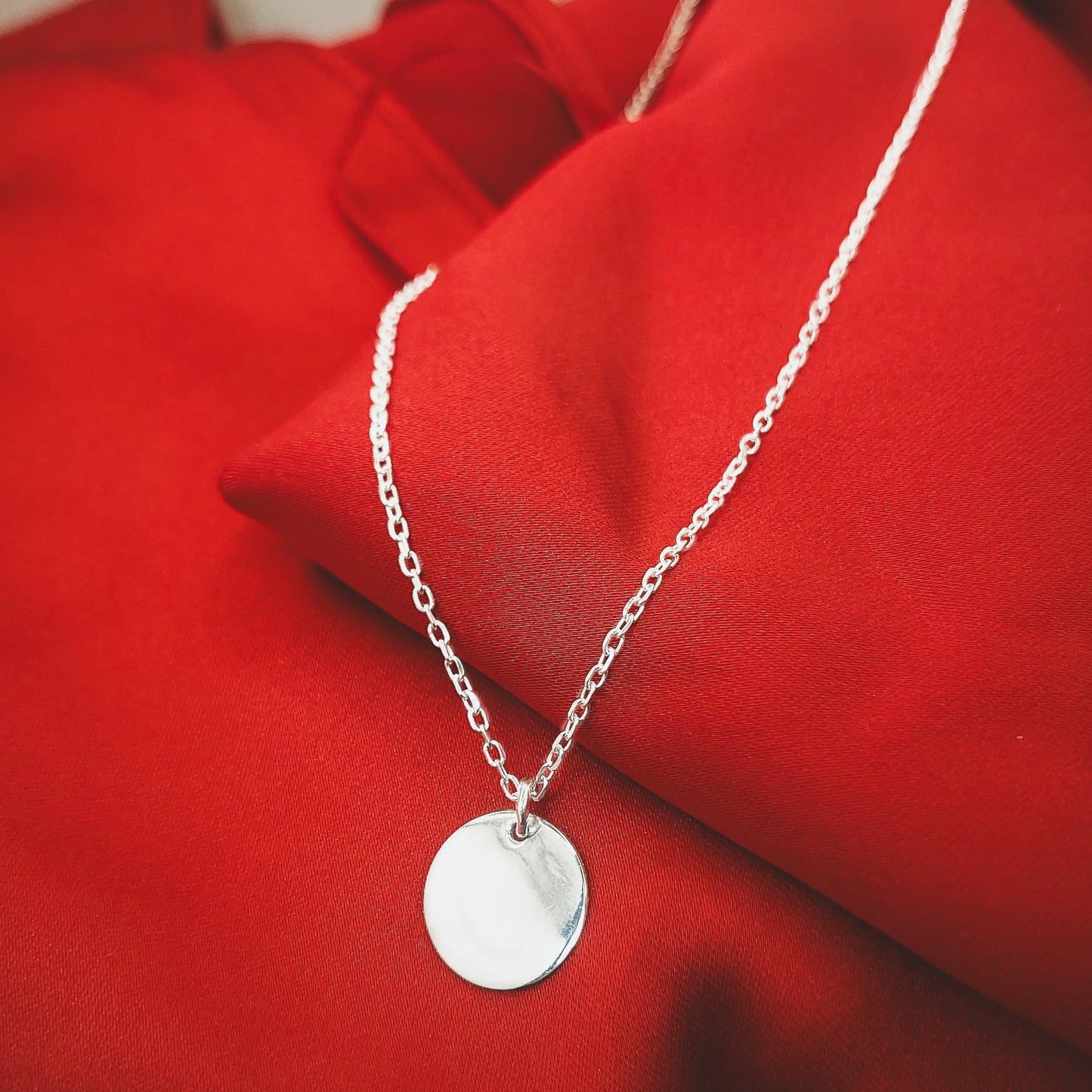 Collar Medalla Circular