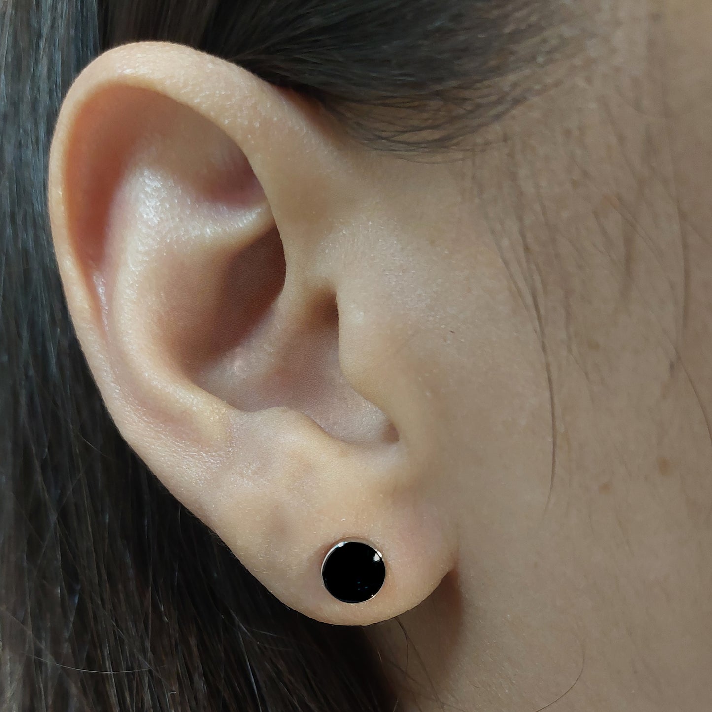 aros de plata negros