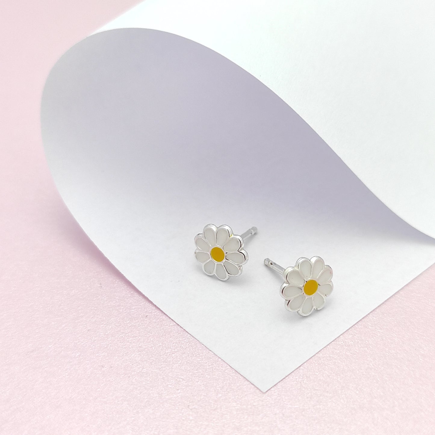 aros de plata diseño flor