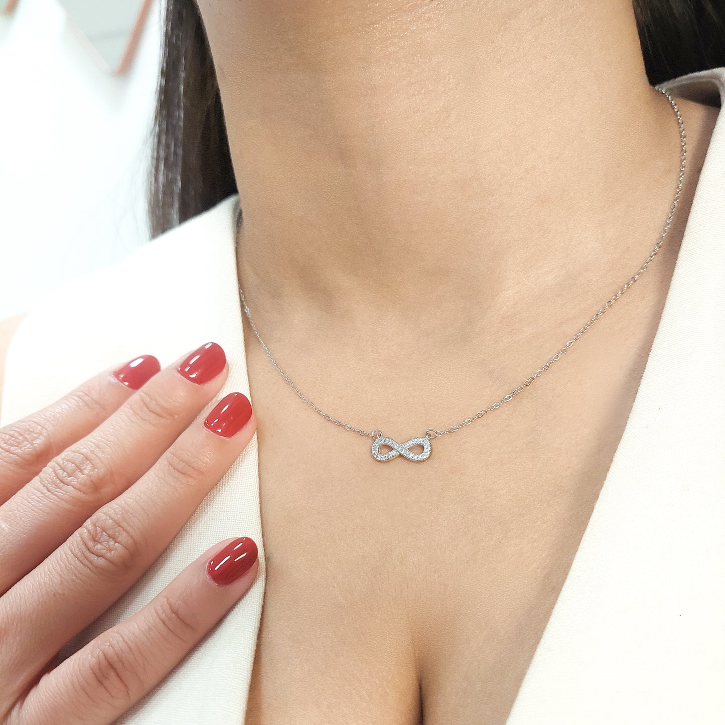Collar de plata infinito