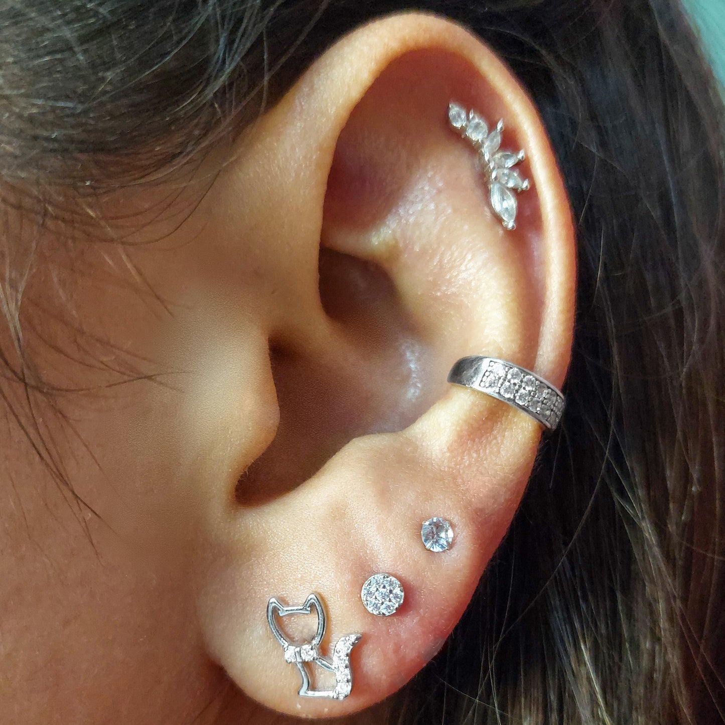 Aros de plata diseño gato2