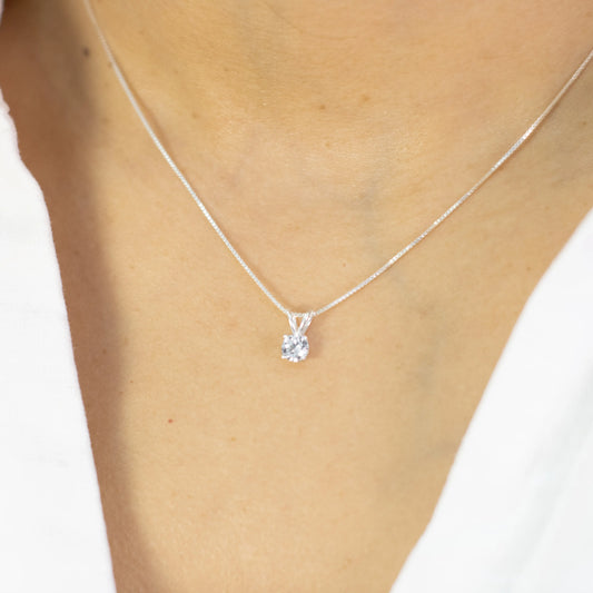 Collar de plata 925 punto de luz