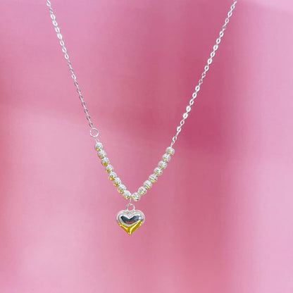 collar de plata forma corazon 