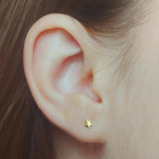 Piercing de plata con baño de oro de 18k
