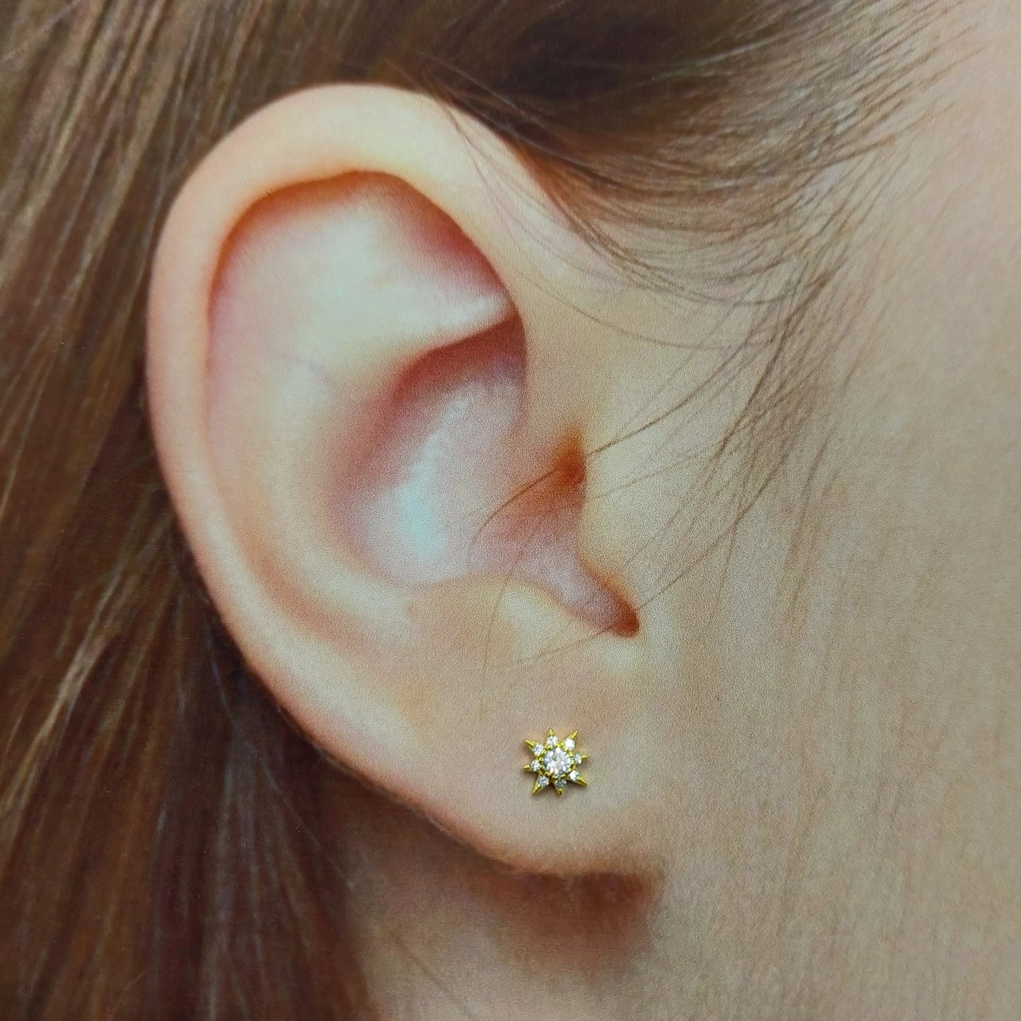 Piercing de plata con baño de oro 18k